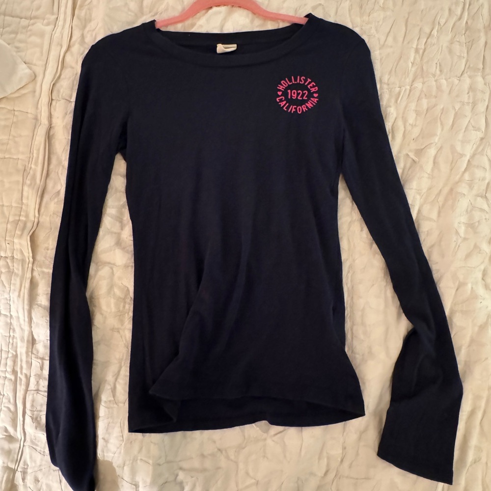Hollister long sleeve top size small